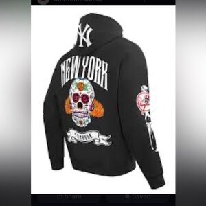 MBL Pro Standard 
New York Yankees Rib Cage Drop Shoulders Hoodie Mens XL